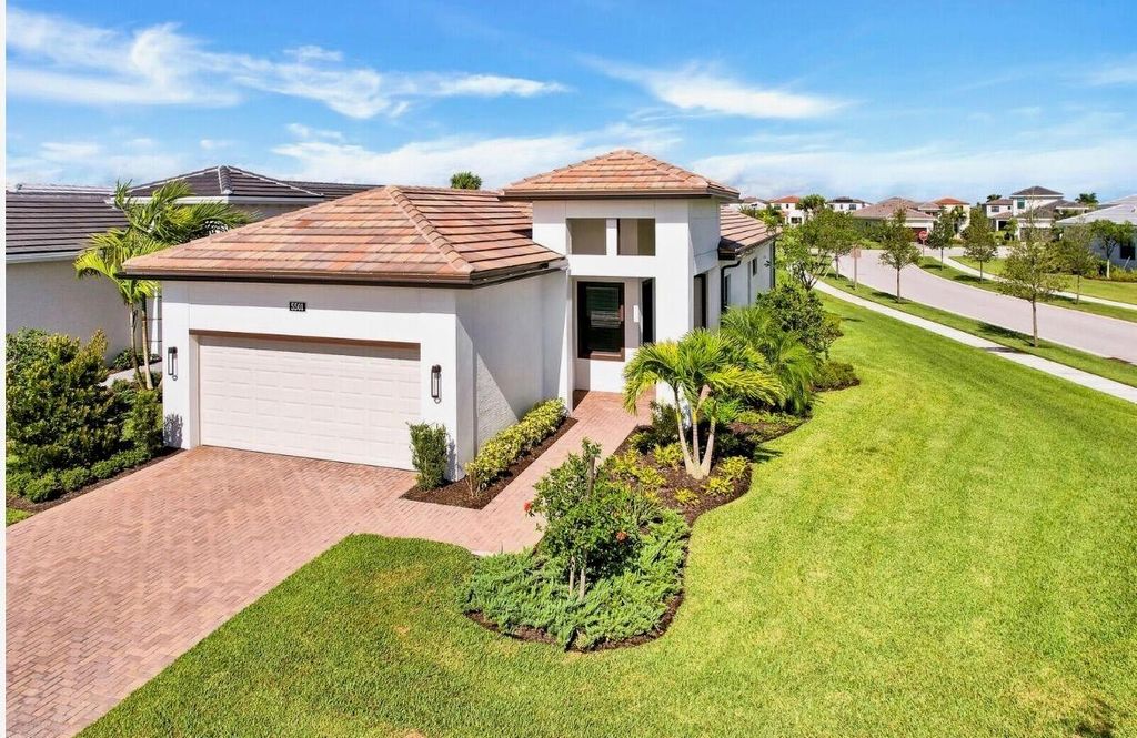 5501 Santa Rosa Lane, Westlake, FL 33470