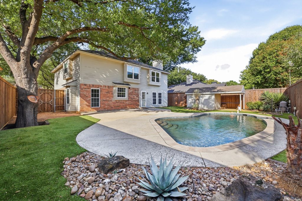 2708 Laurel Hill Drive, Flower Mound, TX 75028 — exterior