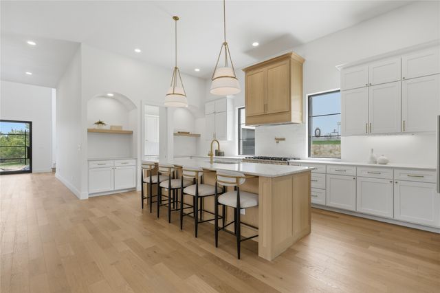 145 Sawgrass Drive, Heath, TX 75032