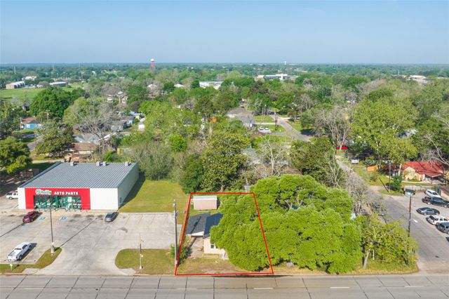 1410 Fannin Street, Columbus, TX 78934