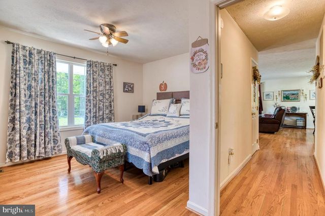 8427 TALL OAK DR, Culpeper, VA 22701