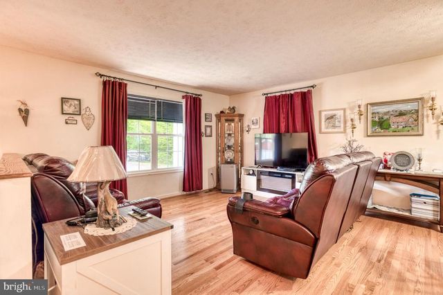 8427 TALL OAK DR, Culpeper, VA 22701