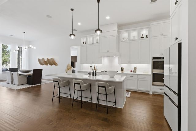 6101 Diversion CIR, Lago Vista, TX 78645