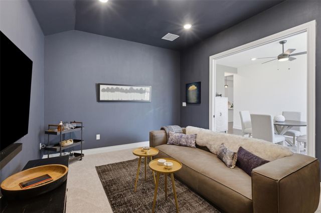 6101 Diversion CIR, Lago Vista, TX 78645