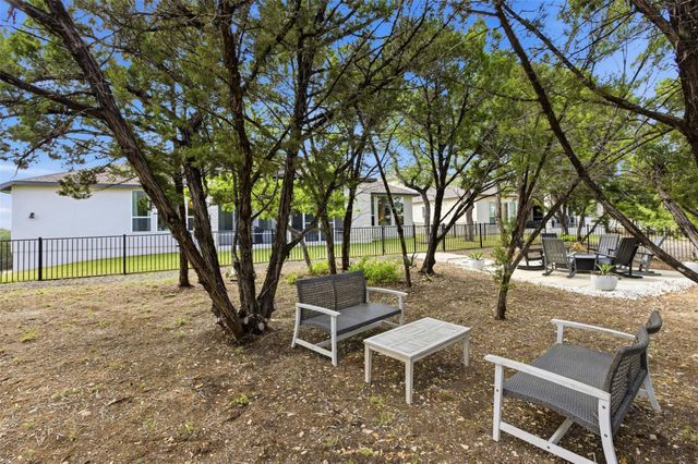 6101 Diversion CIR, Lago Vista, TX 78645