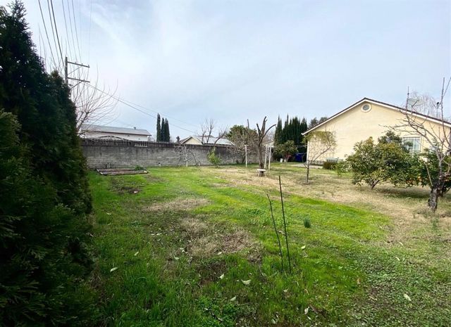 1736 eldridge Ave, Sacramento, CA 95815