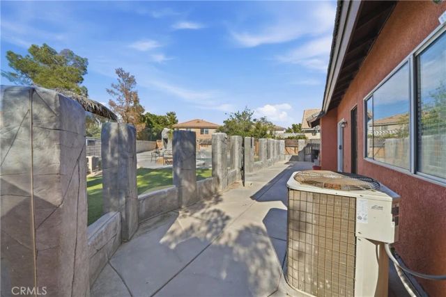 14158 Roan, Victorville, CA 92394