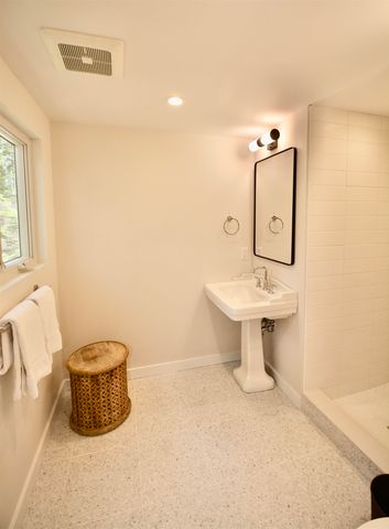 5 Auburn Brae, Grantham, NH 03753