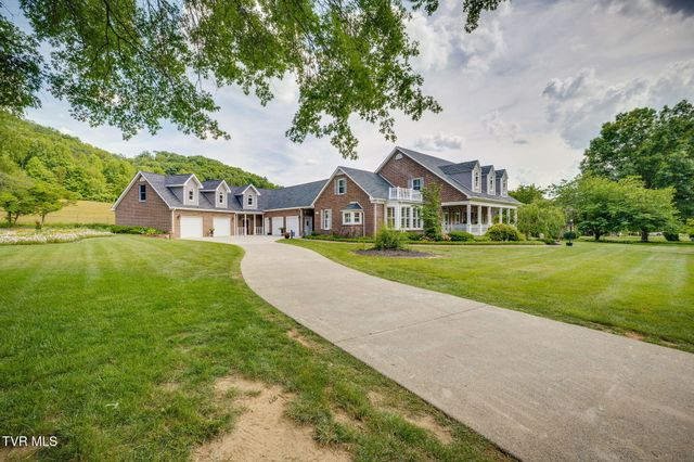 330 Roscommon Drive, Bristol, TN 37620