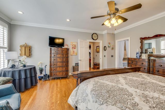 330 Roscommon Drive, Bristol, TN 37620