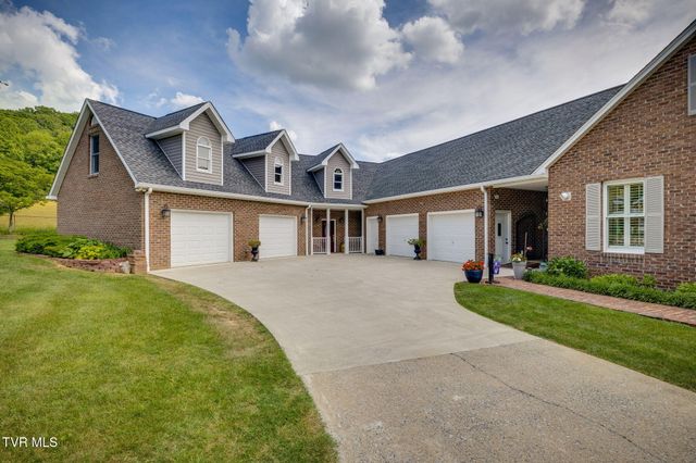 330 Roscommon Drive, Bristol, TN 37620