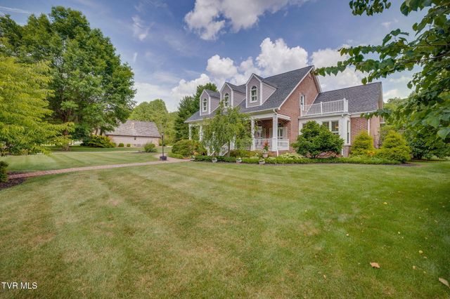 330 Roscommon Drive, Bristol, TN 37620