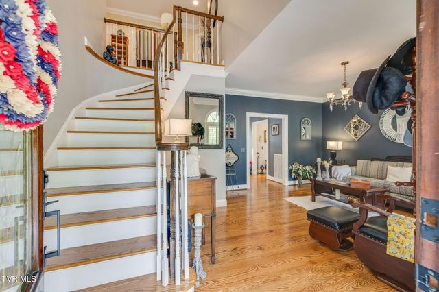 330 Roscommon Drive, Bristol, TN 37620