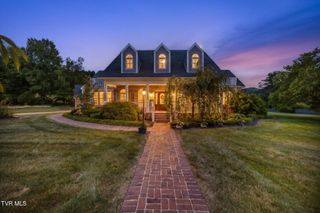 330 Roscommon Drive, Bristol, TN 37620
