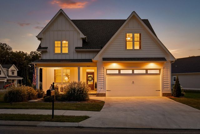3607 Scarlet Maple Court, Signal Mountain, TN 37377