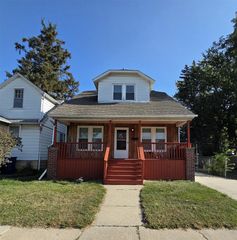 1424 Cicotte Avenue, Lincoln Park, MI 48146