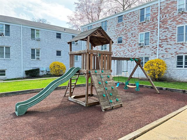 77 Glen Keith Road 77L, Glen Cove, NY 11542