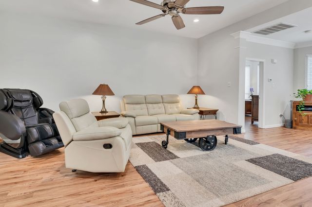 3516 Stone Creek Court, Fort Worth, TX 76137