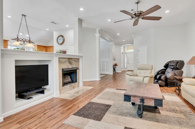 3516 Stone Creek Court, Fort Worth, TX 76137