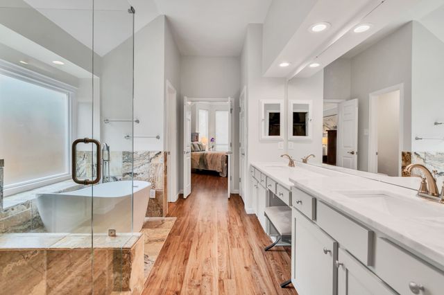 3516 Stone Creek Court, Fort Worth, TX 76137