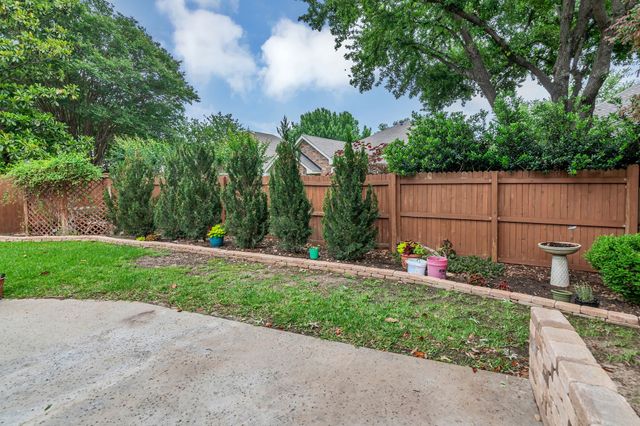 3516 Stone Creek Court, Fort Worth, TX 76137