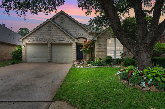 3516 Stone Creek Court, Fort Worth, TX 76137