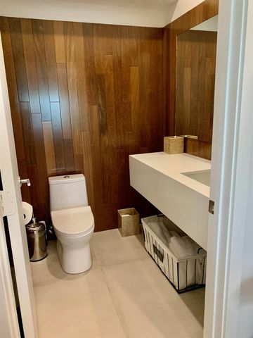 8411 Via Leonessa, Boca Raton, FL 33433