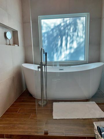 8411 Via Leonessa, Boca Raton, FL 33433
