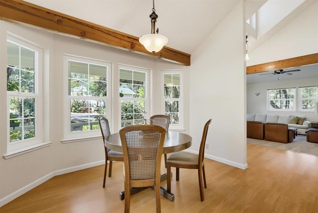 12781 Roadrunner Dr, Penn Valley, CA 95946
