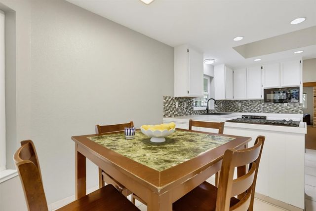 12781 Roadrunner Dr, Penn Valley, CA 95946