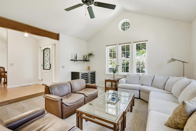 12781 Roadrunner Dr, Penn Valley, CA 95946