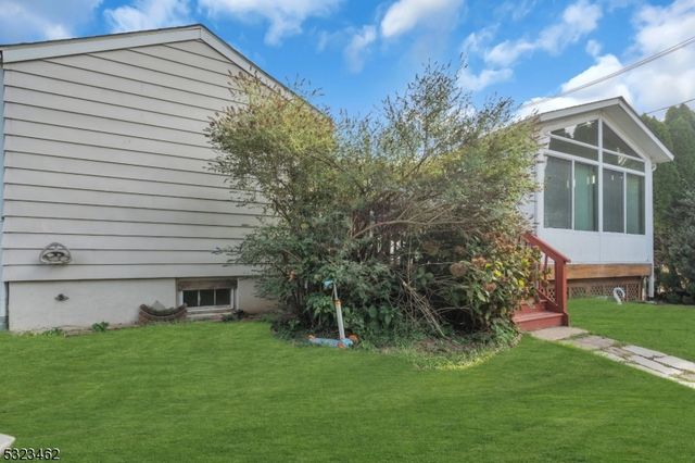 2801 Dewitt Ter, Linden City, NJ 07036