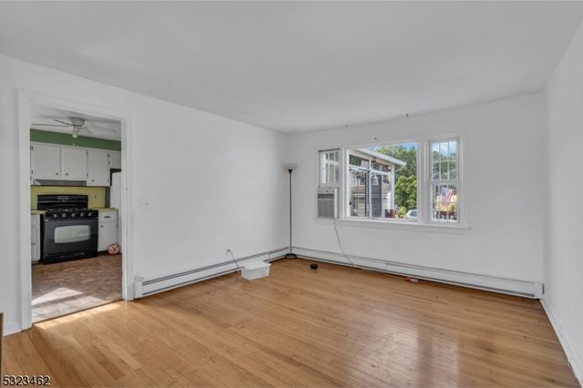 2801 Dewitt Ter, Linden City, NJ 07036