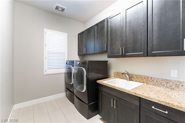 20 Garden Rain Drive, Las Vegas, NV 89135