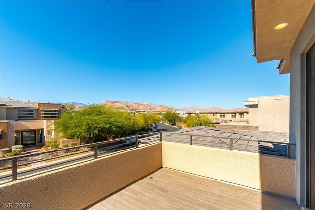 20 Garden Rain Drive, Las Vegas, NV 89135