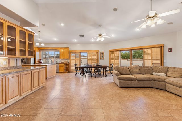 37612 N 15TH Avenue, Phoenix, AZ 85086