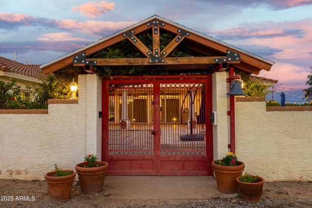 37612 N 15TH Avenue, Phoenix, AZ 85086