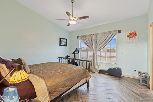 37612 N 15TH Avenue, Phoenix, AZ 85086