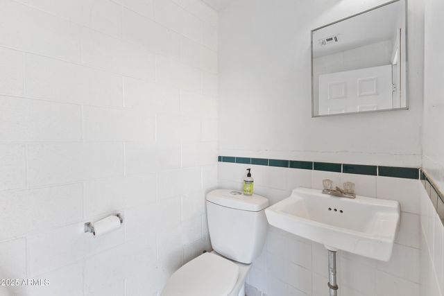 37612 N 15TH Avenue, Phoenix, AZ 85086