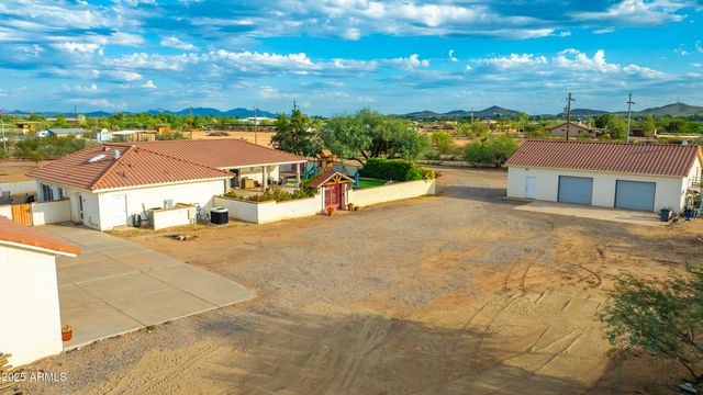 37612 N 15TH Avenue, Phoenix, AZ 85086