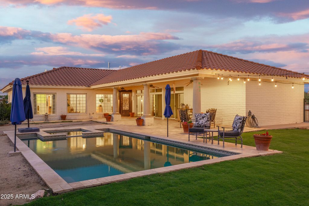 37612 N 15TH Avenue, Phoenix, AZ 85086