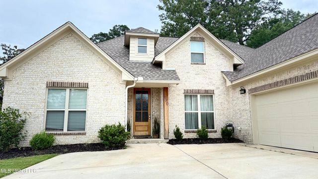 580 Hickory Place, Brandon, MS 39047