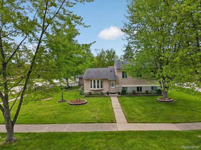 32858 Coach Drive, Chesterfield Township, MI 48047