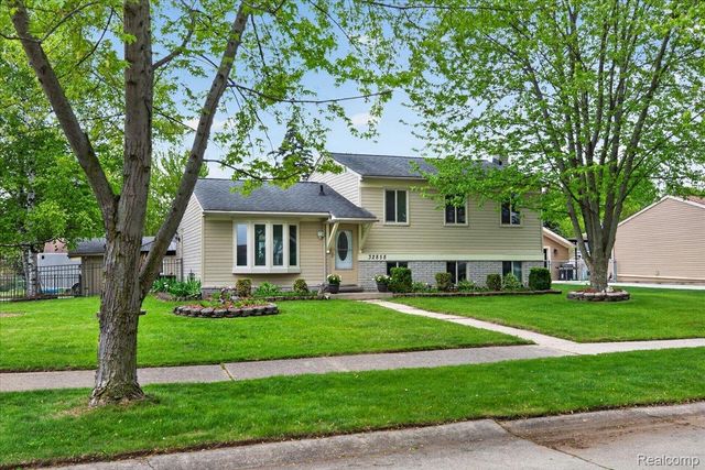 32858 Coach Drive, Chesterfield Township, MI 48047