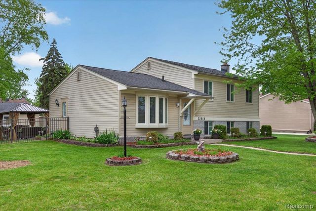 32858 Coach Drive, Chesterfield Township, MI 48047