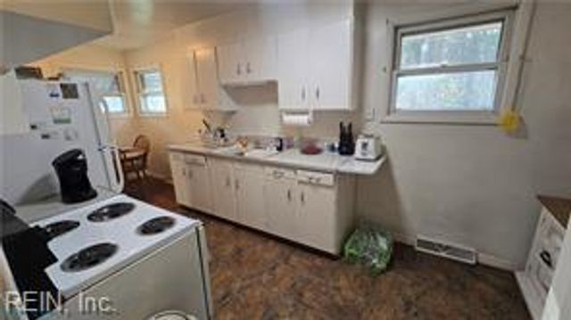 6116 Buckley Hall RD, Cobbs Creek, VA 23035