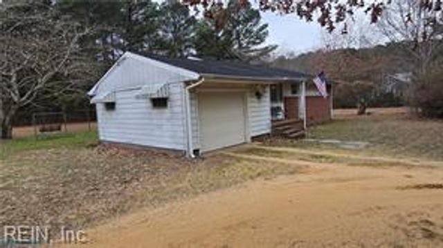 6116 Buckley Hall RD, Cobbs Creek, VA 23035