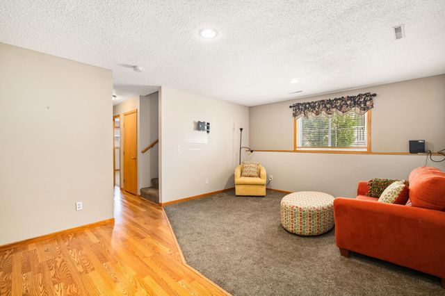 3353 30th Avenue S, Fargo, ND 58103