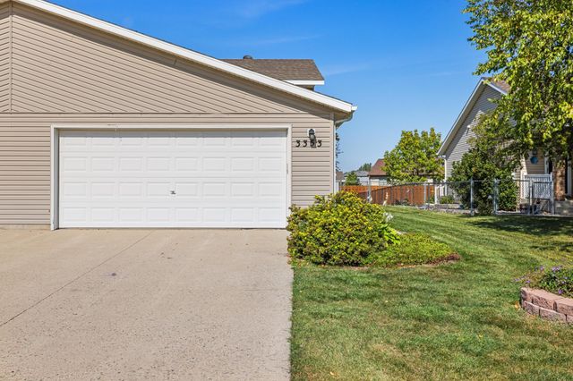 3353 30th Avenue S, Fargo, ND 58103