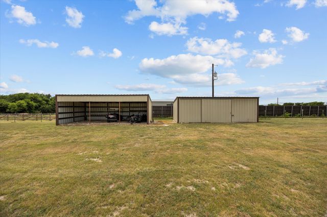 4502 Skinner Road, Midlothian, TX 76065